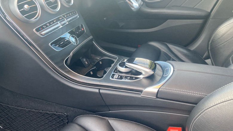 Mercedes-Benz C-Class C300d AMG Line Edition Premium 4dr 9G-Tronic Diesel Saloon